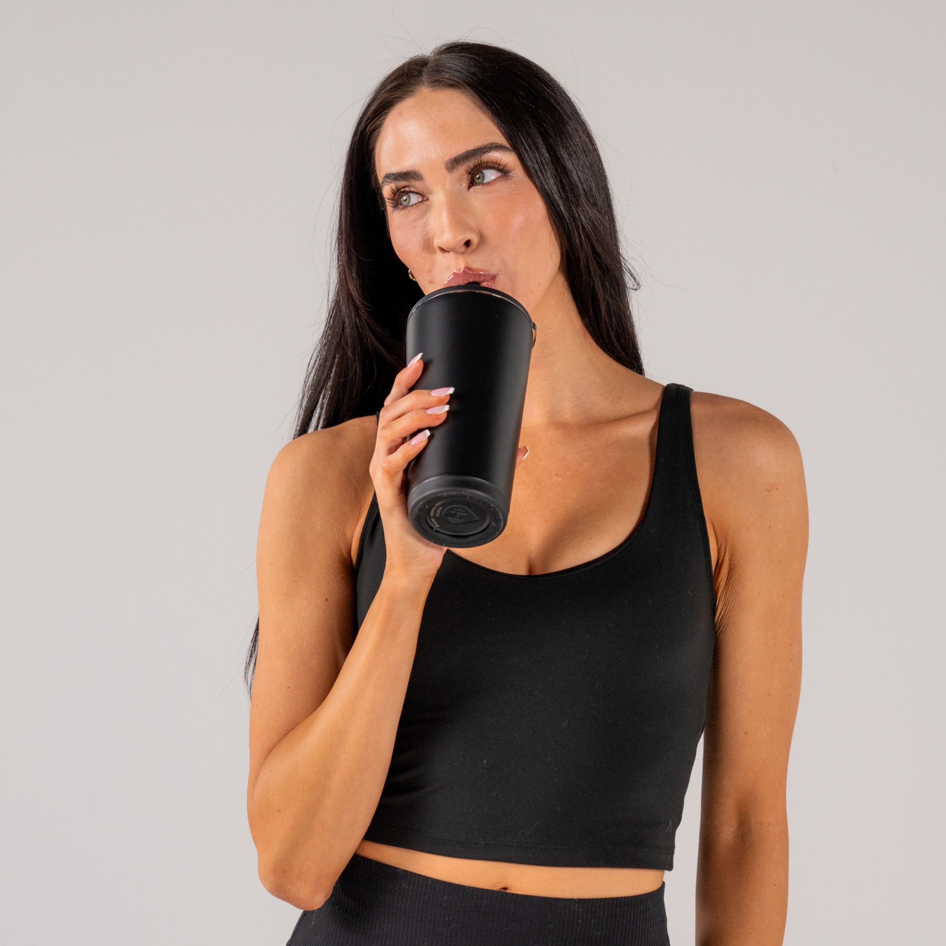 black-h4 EverydayTumbler20oz.-Black-WPI-5.png