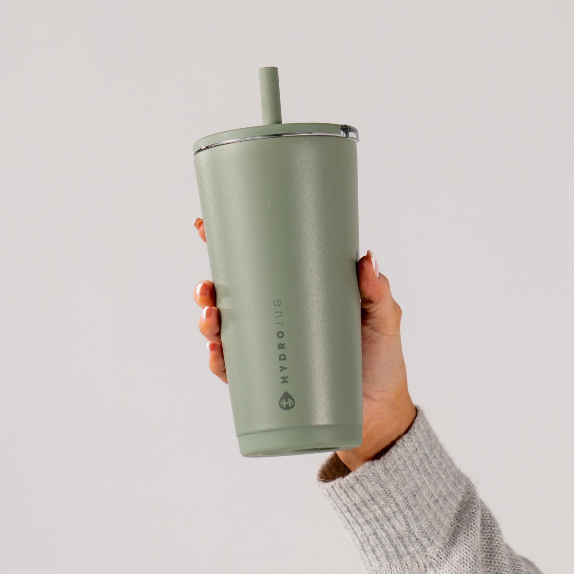 courtyard-w9 EverydayTumbler20oz.-Courtyard-AmzPI-4.jpg