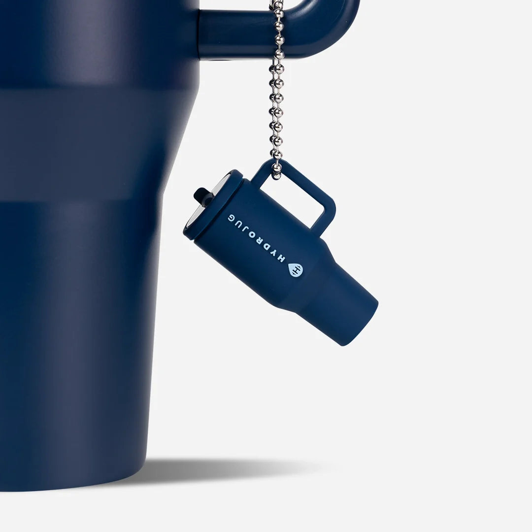 traveler-keychain-r1 Web-TravelerKeychainPhotos-Navy2.webp